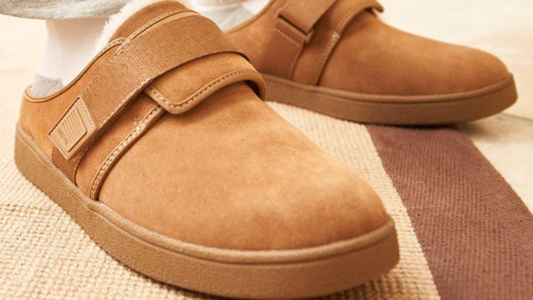 Should People With Diabetes Wear Shoes at Home?