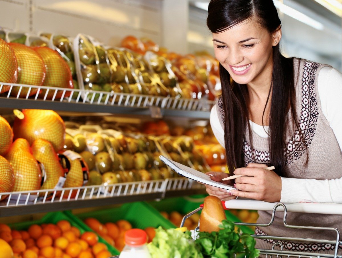 3 Shopping Tips to Eat Healthy and Save Money