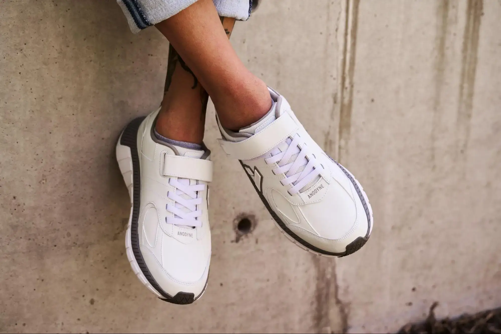 Best Shoes for Neuropathy: Footwear Designed for Lasting Comfort